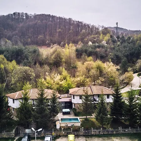 вълеви къщи *