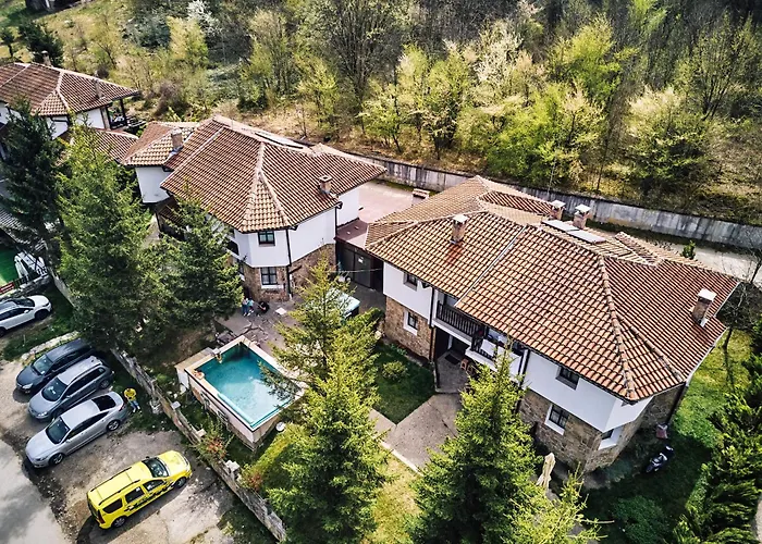 вълеви къщи